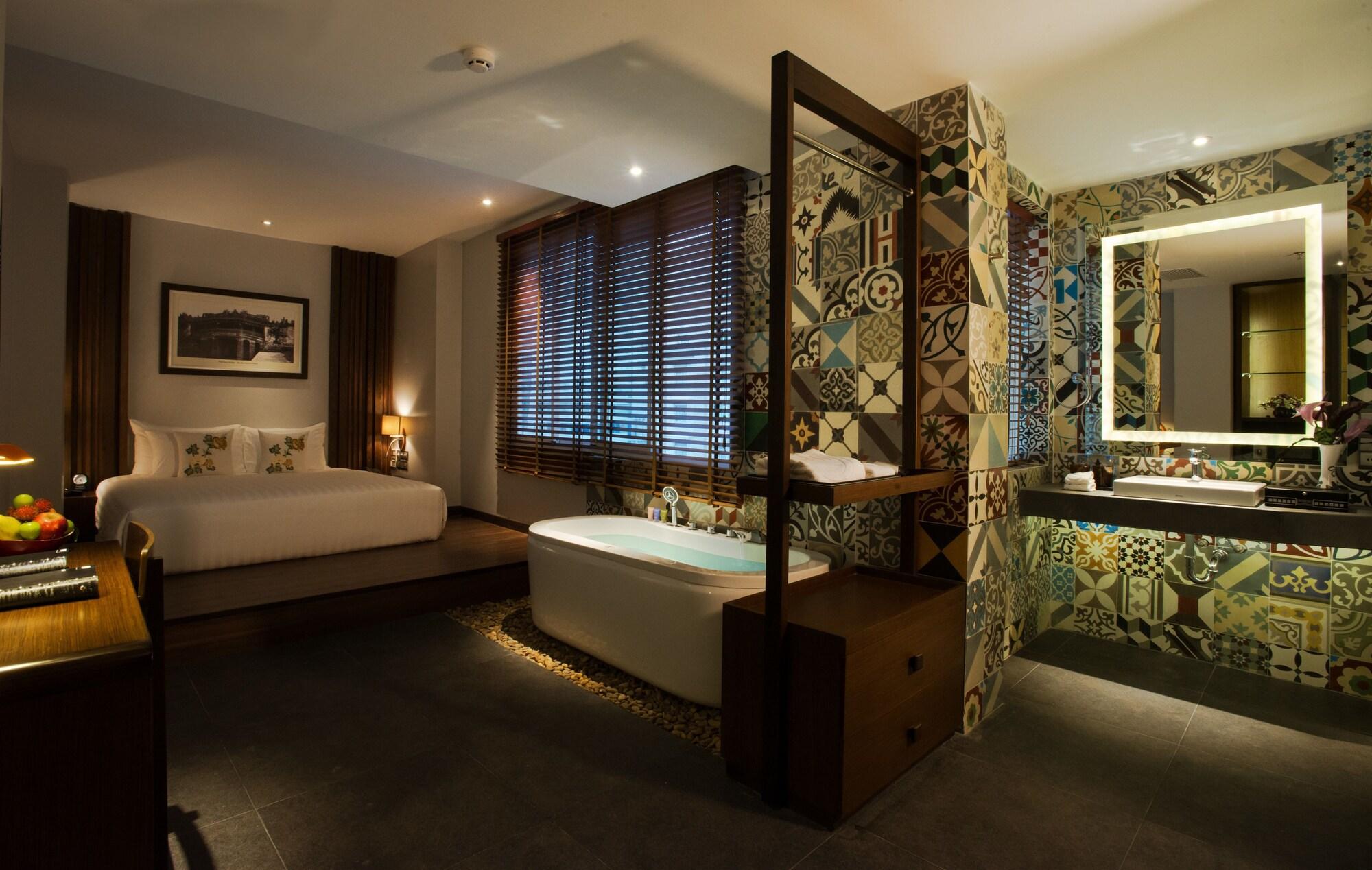 Silverland Sakyo Khách sạn 4*